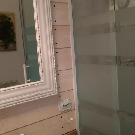 Pour 3 Personnes Avec Balcon Ouest, Au Centre De Valloire, Proche Commerces Et - Fr-1-263-461
