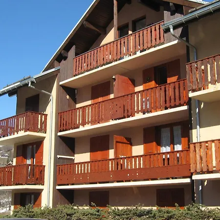 Apartment Pour 3 Personnes Avec Balcon Ouest, Au Centre De Valloire, Proche Commerces Et - Fr-1-263-461